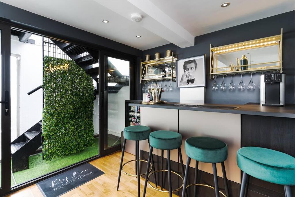 Luxury Water Tower I Roof Bar I Cinema Villa Cardiff Ngoại thất bức ảnh